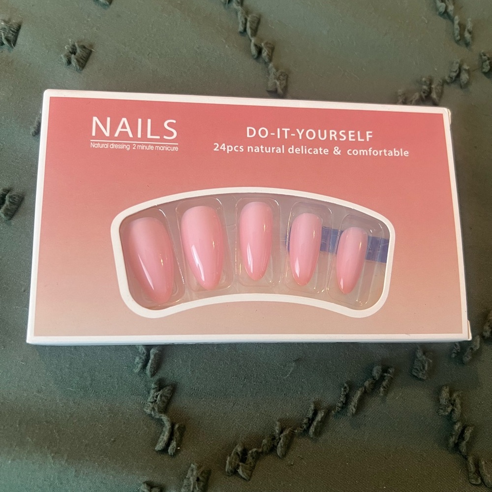 Pretty in Pink 🌸💅